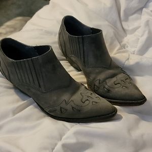 Circle S booties